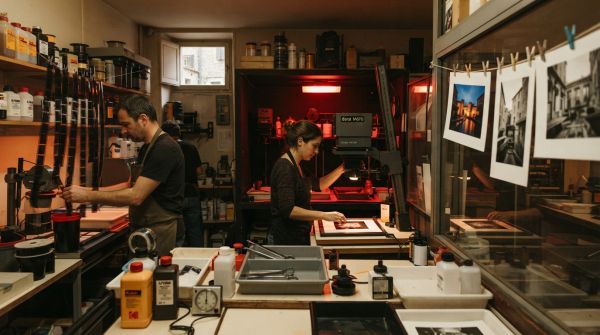 Du tirage au développement : le labo photo à Nîmes